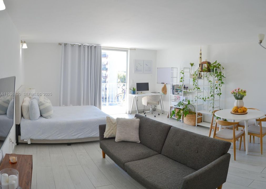 出租: $1,650 (0 贝兹, 1 浴室, 576 平方英尺)