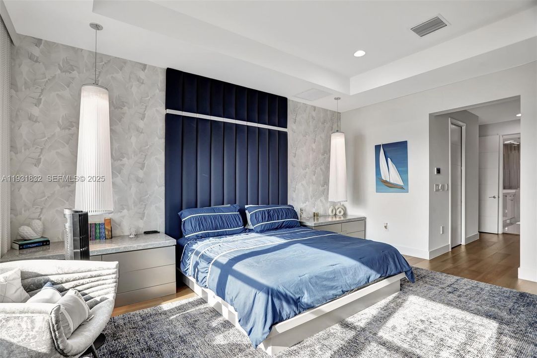 В аренду: $22,000 (5 спален, 5 ванн, 5330 Квадратных фут)