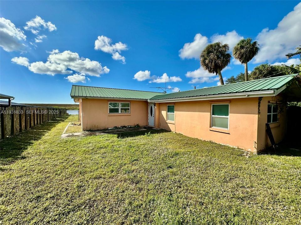 В аренду: $2,350 (2 спален, 1 ванн, 0 Квадратных фут)