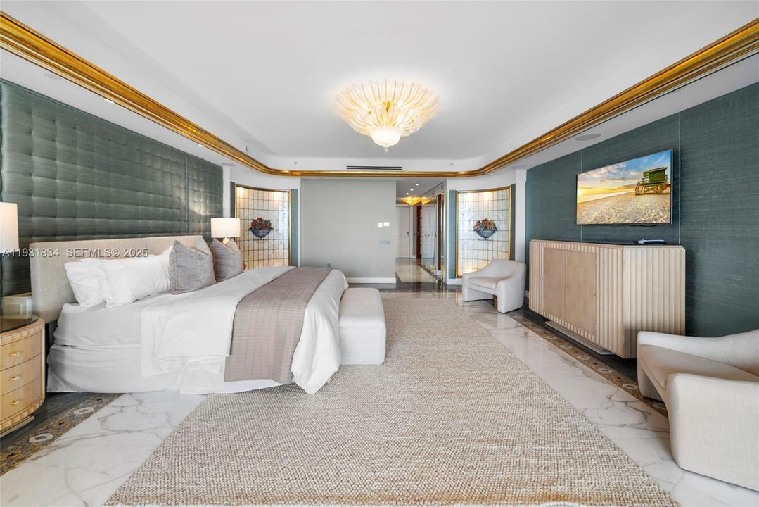 В аренду: $65,000 (5 спален, 5 ванн, 4932 Квадратных фут)