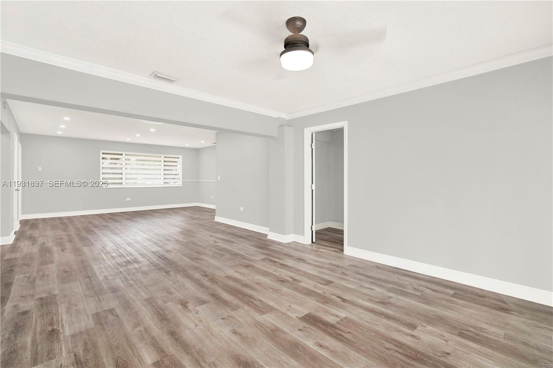 En Venta: $575,000 (4 camas, 2 baños, 1610 Pies cuadrados)