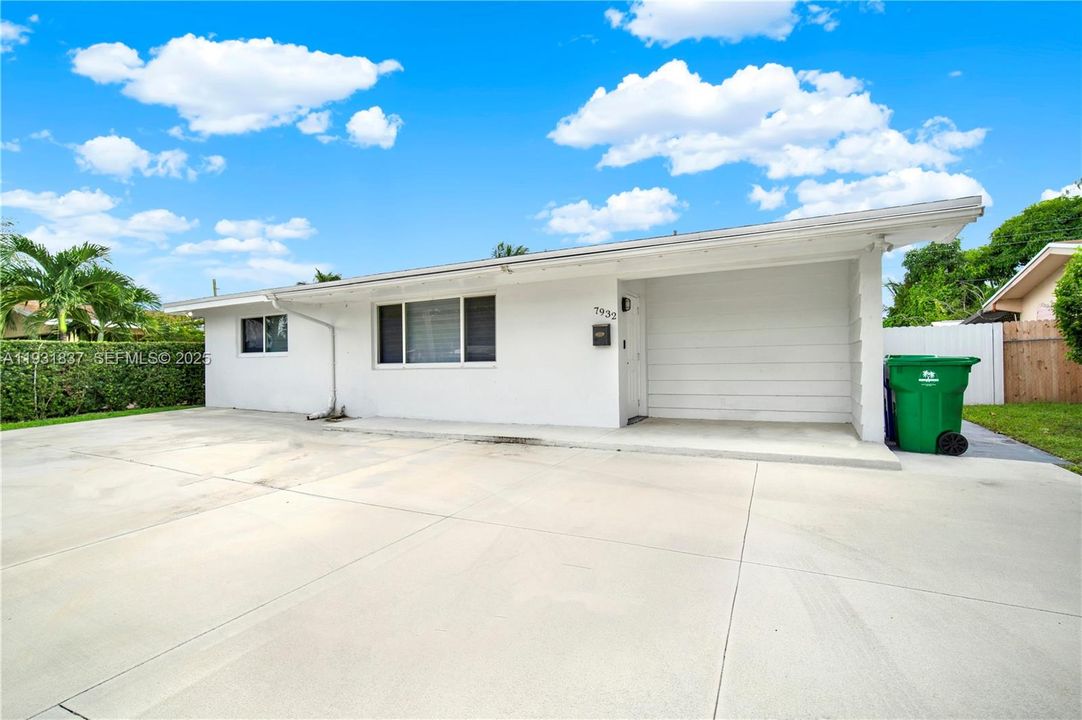 En Venta: $575,000 (4 camas, 2 baños, 1610 Pies cuadrados)