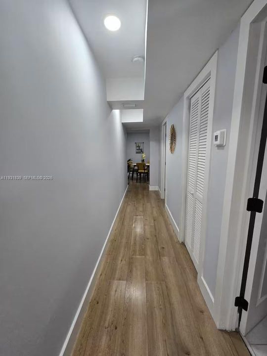 For Rent: $2,125 (2 beds, 1 baths, 750 Square Feet)