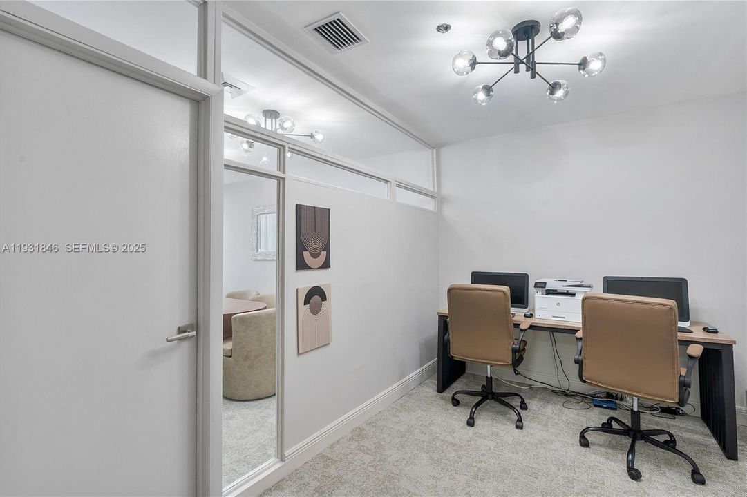 На продажу: $480,000 (1 спален, 1 ванн, 929 Квадратных фут)