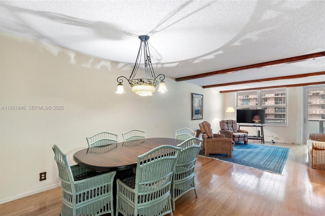 На продажу: $480,000 (1 спален, 1 ванн, 929 Квадратных фут)