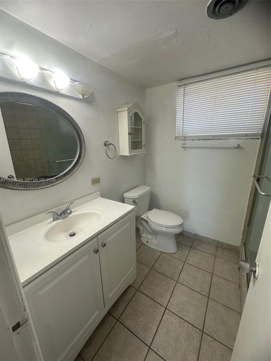 For Rent: $1,750 (1 beds, 1 baths, 954 Square Feet)