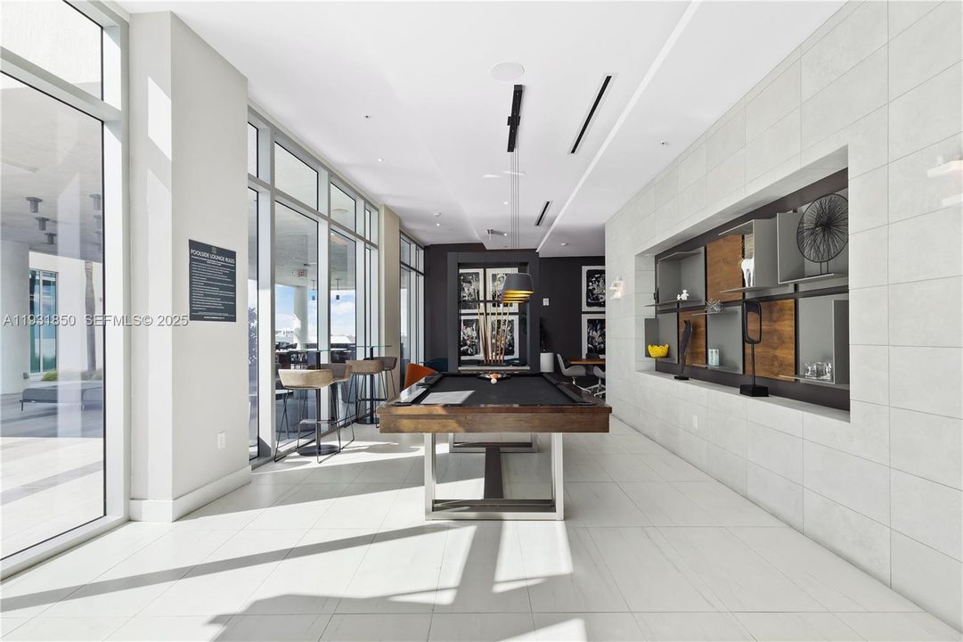 En Venta: $790,000 (2 camas, 2 baños, 1048 Pies cuadrados)