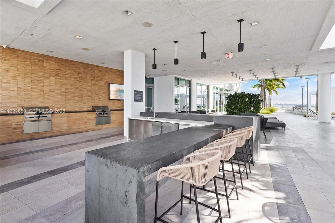 En Venta: $790,000 (2 camas, 2 baños, 1048 Pies cuadrados)