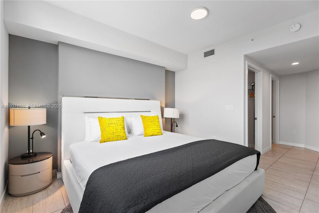 En Venta: $790,000 (2 camas, 2 baños, 1048 Pies cuadrados)