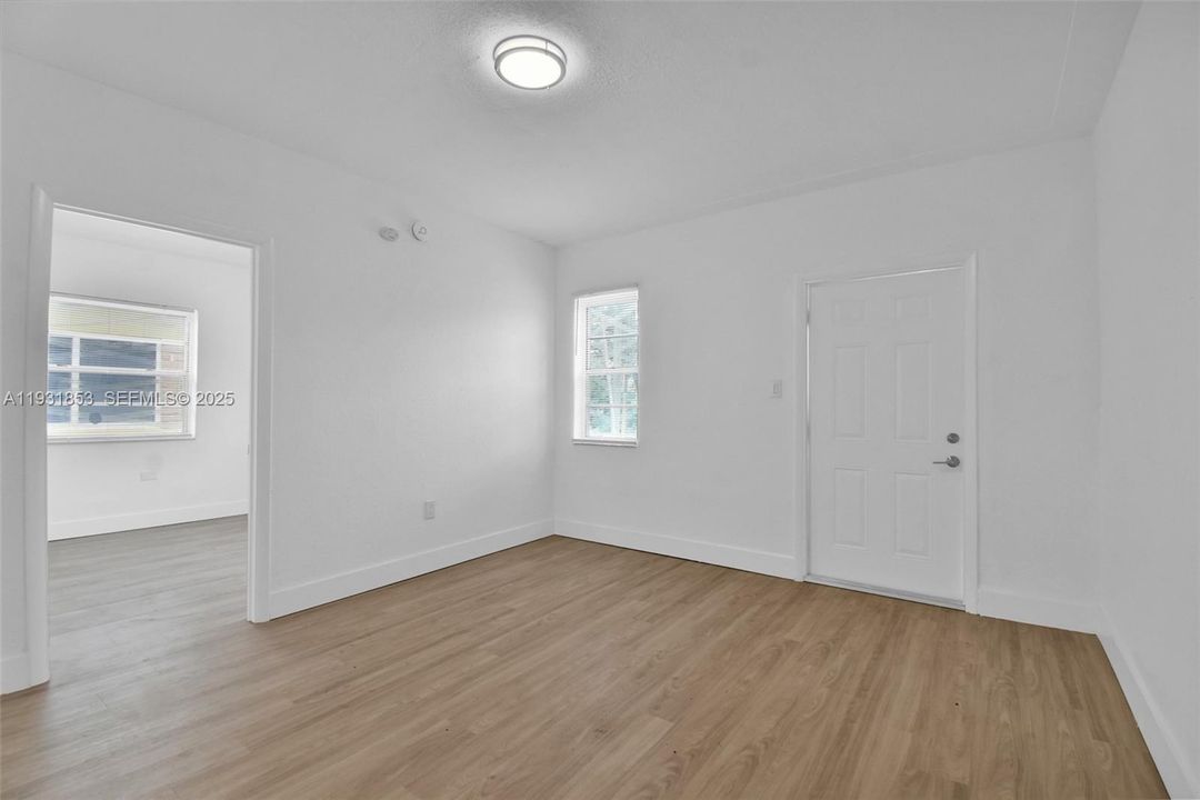 En Renta: $2,250 (2 camas, 1 baños, 800 Pies cuadrados)