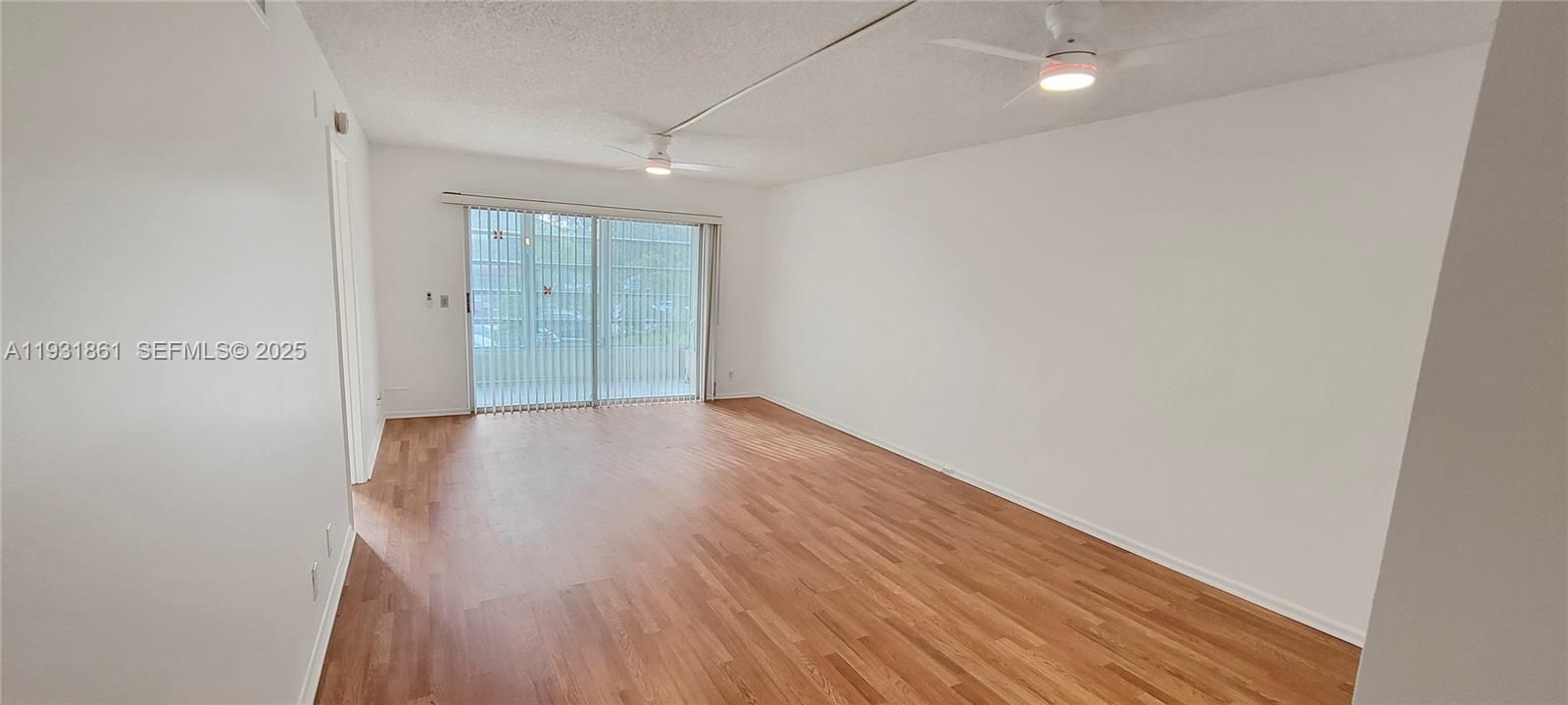 В аренду: $2,100 (2 спален, 2 ванн, 1196 Квадратных фут)