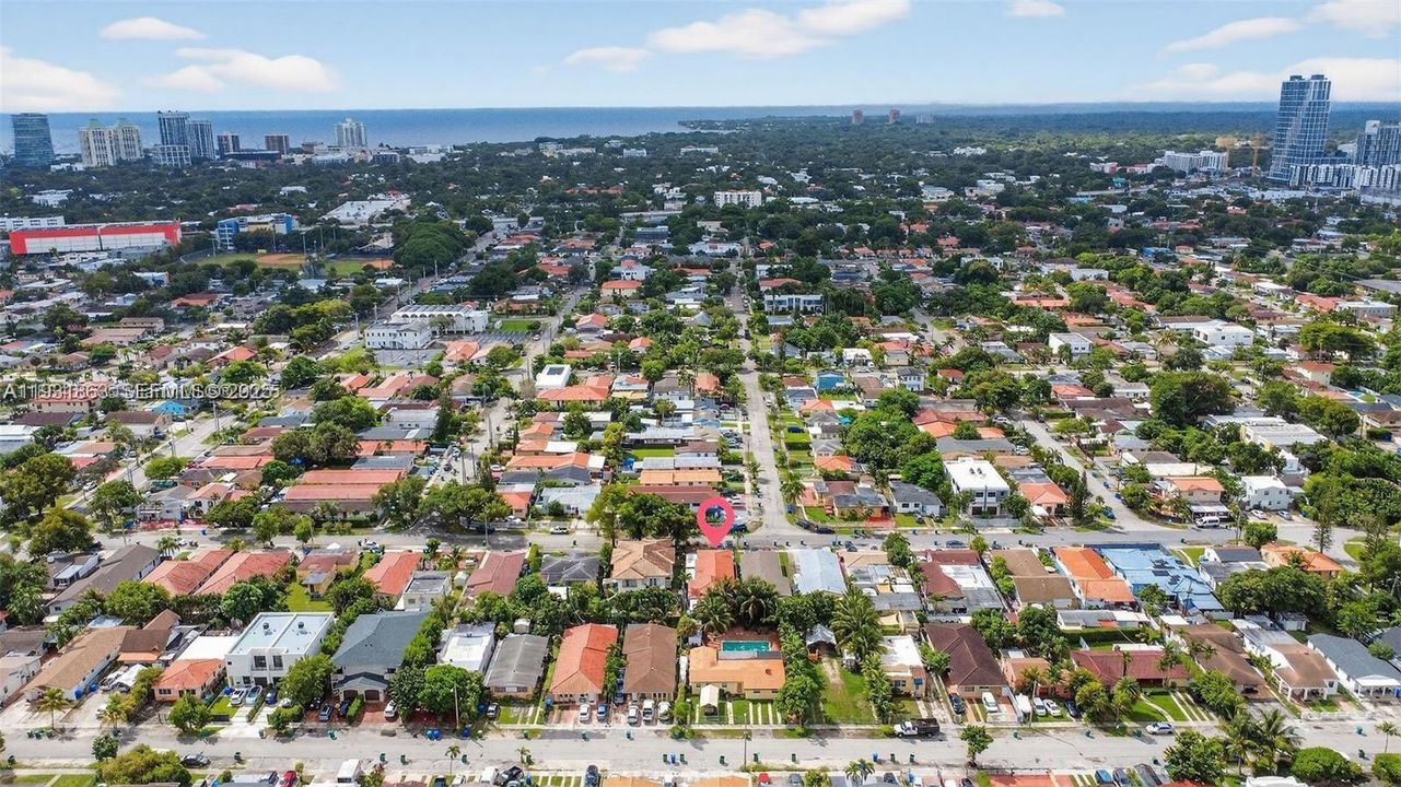 На продажу: $1,200,000 (0 спален, 0 ванн, 2343 Квадратных фут)