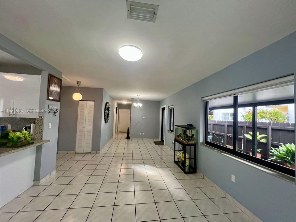 На продажу: $1,200,000 (0 спален, 0 ванн, 2343 Квадратных фут)