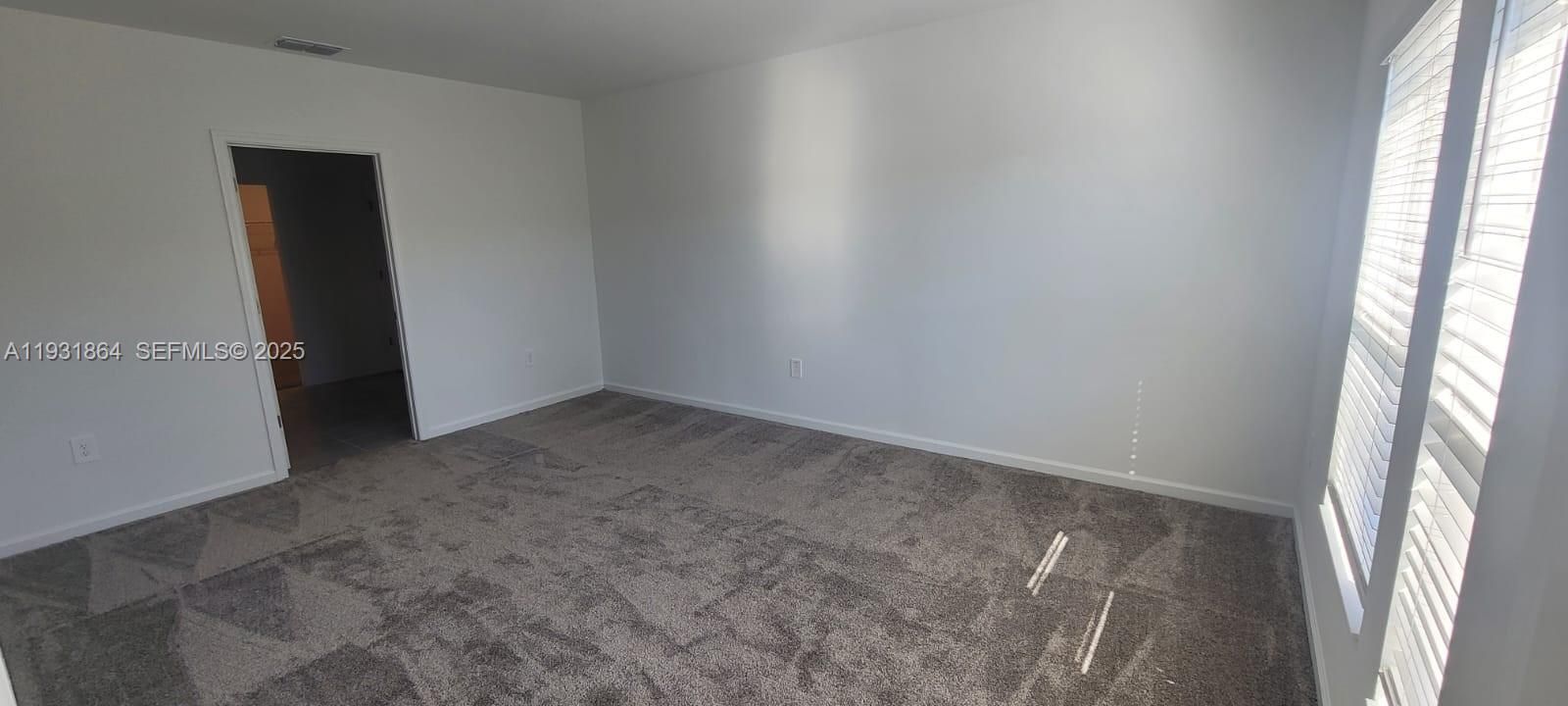 For Rent: $2,300 (4 beds, 2 baths, 0 Square Feet)