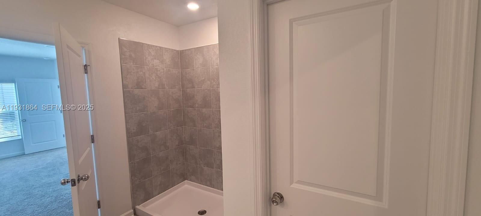 For Rent: $2,300 (4 beds, 2 baths, 0 Square Feet)