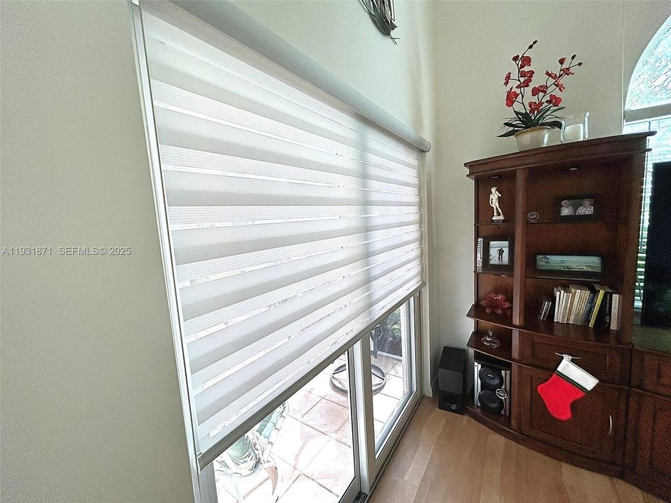 待售: $659,000 (3 贝兹, 2 浴室, 1309 平方英尺)