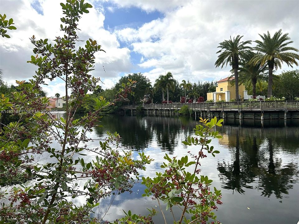 待售: $659,000 (3 贝兹, 2 浴室, 1309 平方英尺)