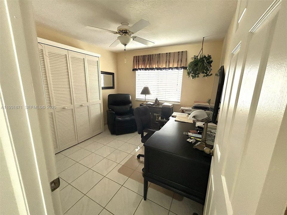 待售: $659,000 (3 贝兹, 2 浴室, 1309 平方英尺)