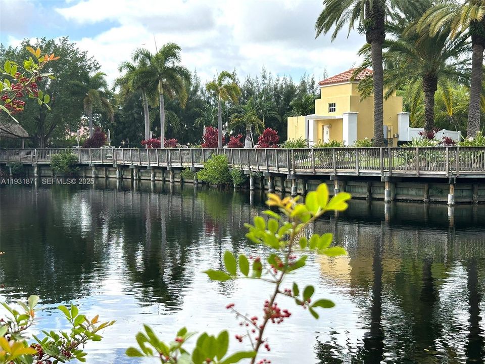 待售: $659,000 (3 贝兹, 2 浴室, 1309 平方英尺)