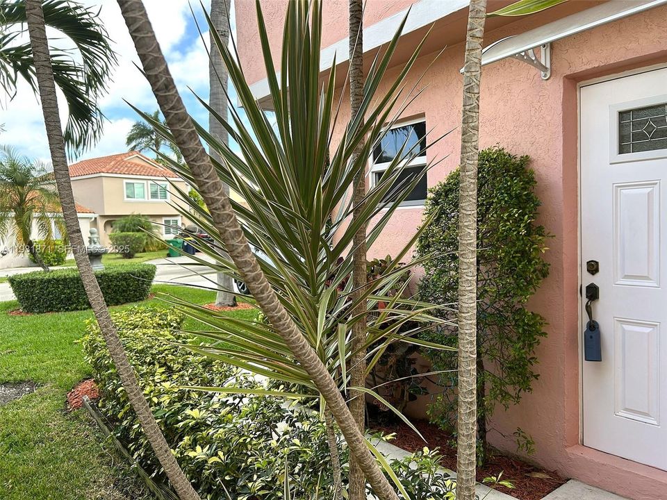 待售: $659,000 (3 贝兹, 2 浴室, 1309 平方英尺)