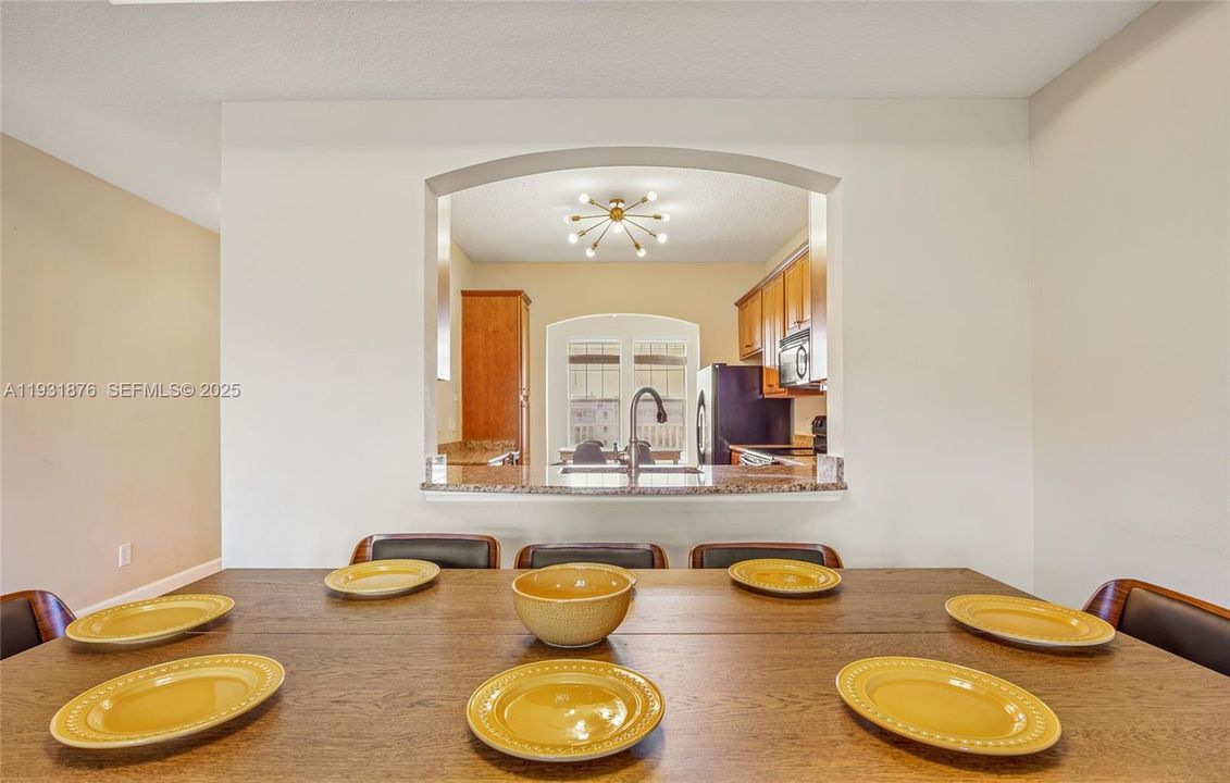 На продажу: $449,000 (3 спален, 2 ванн, 0 Квадратных фут)