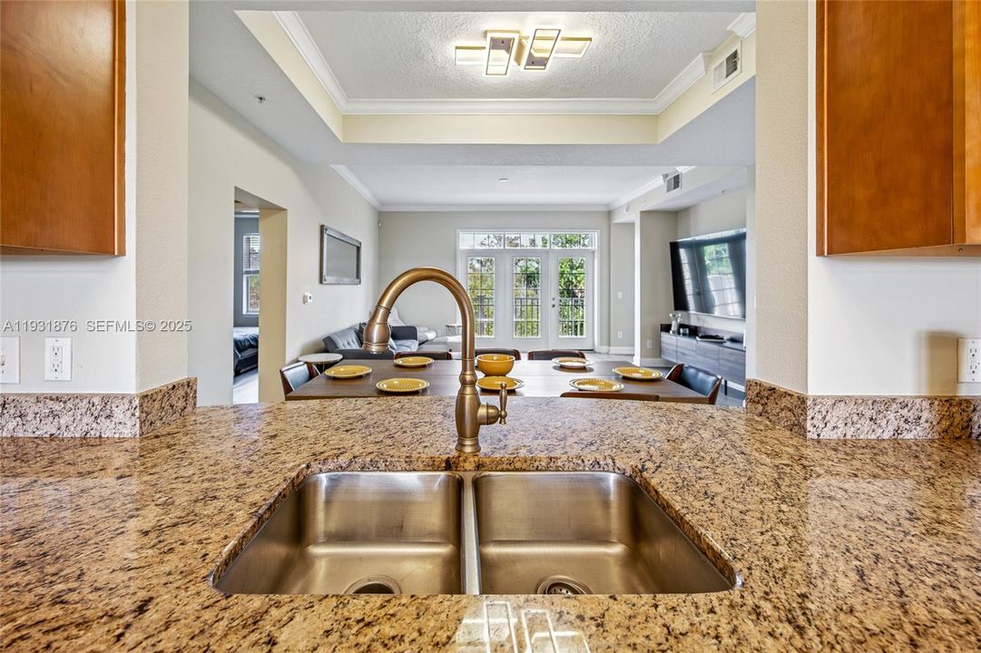 На продажу: $449,000 (3 спален, 2 ванн, 0 Квадратных фут)