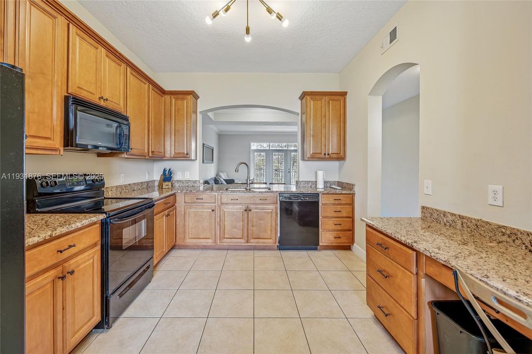 На продажу: $449,000 (3 спален, 2 ванн, 0 Квадратных фут)