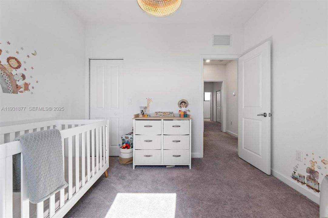 For Rent: $2,950 (3 beds, 2 baths, 1478 Square Feet)