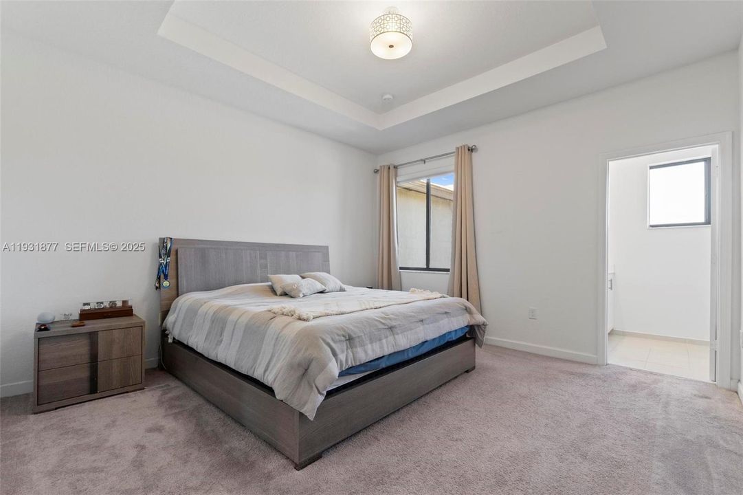 For Rent: $2,950 (3 beds, 2 baths, 1478 Square Feet)