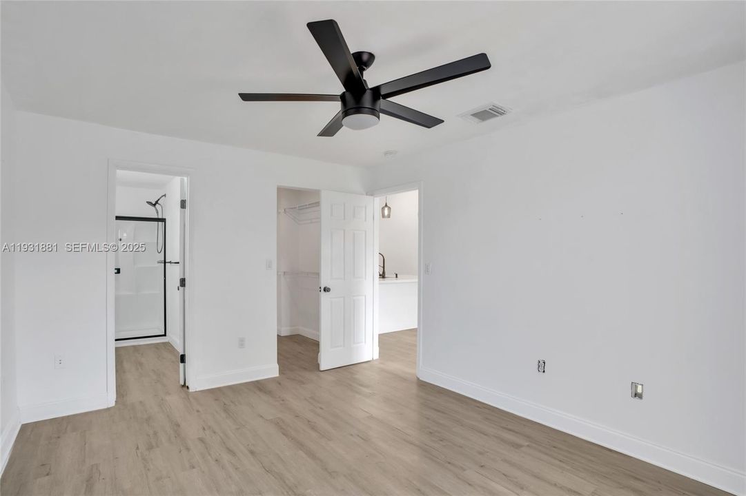 For Sale: $470,000 (3 beds, 2 baths, 1144 Square Feet)