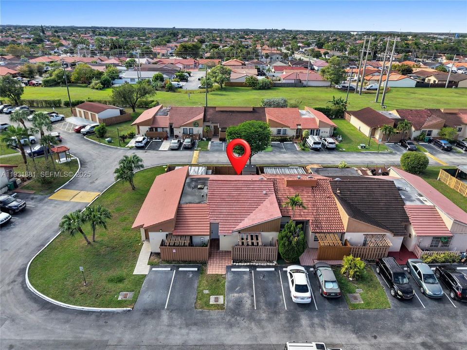 For Sale: $470,000 (3 beds, 2 baths, 1144 Square Feet)