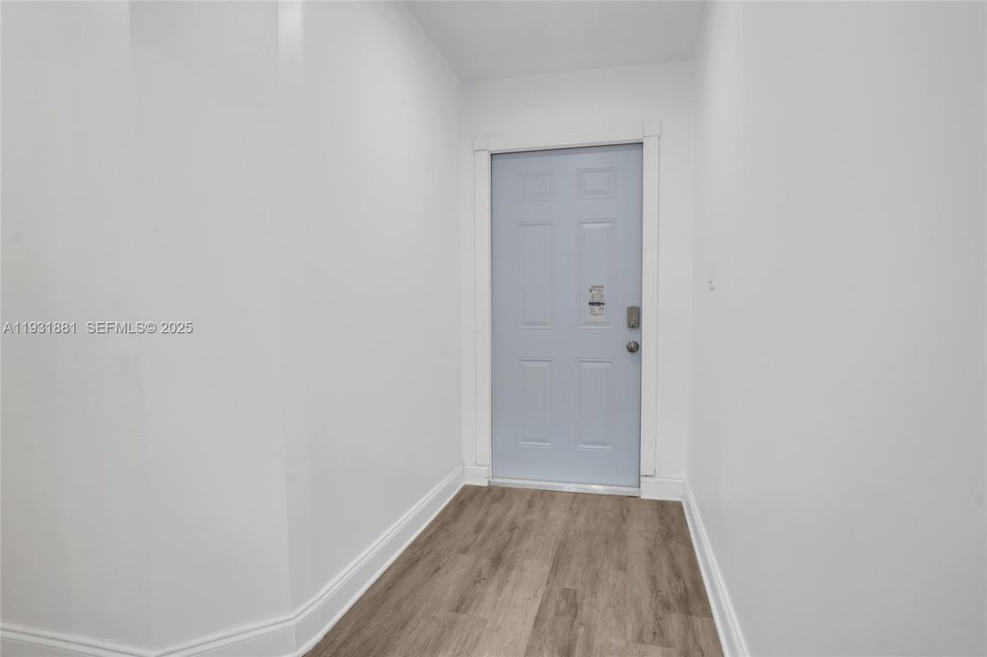 For Sale: $470,000 (3 beds, 2 baths, 1144 Square Feet)