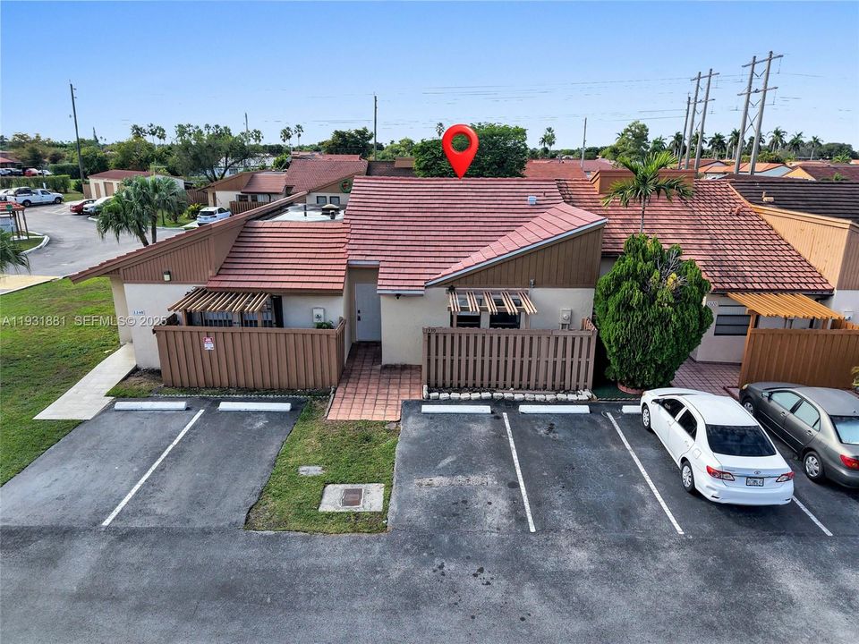 For Sale: $470,000 (3 beds, 2 baths, 1144 Square Feet)