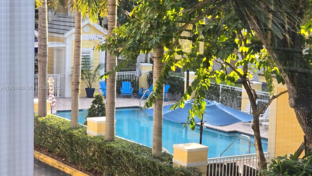 For Sale: $449,900 (3 beds, 2 baths, 1562 Square Feet)