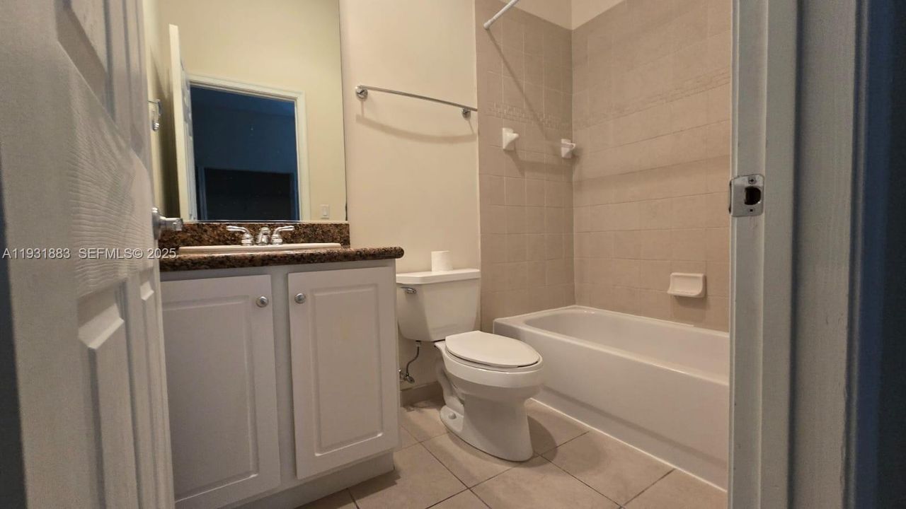 For Sale: $449,900 (3 beds, 2 baths, 1562 Square Feet)