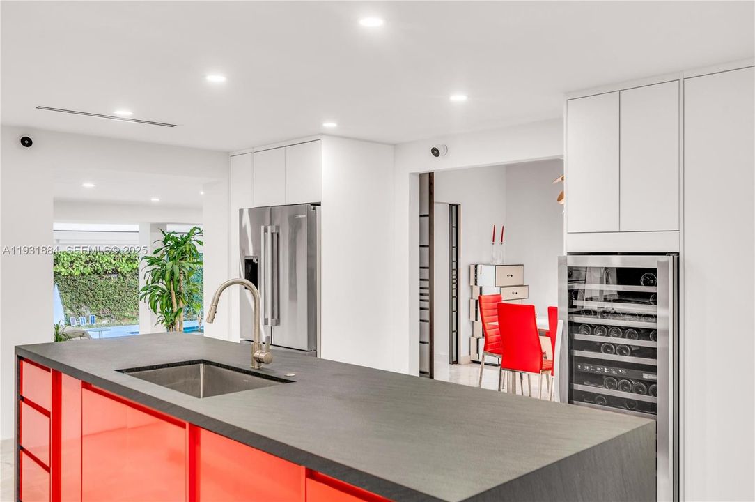 En Venta: $3,500,000 (4 camas, 3 baños, 3418 Pies cuadrados)