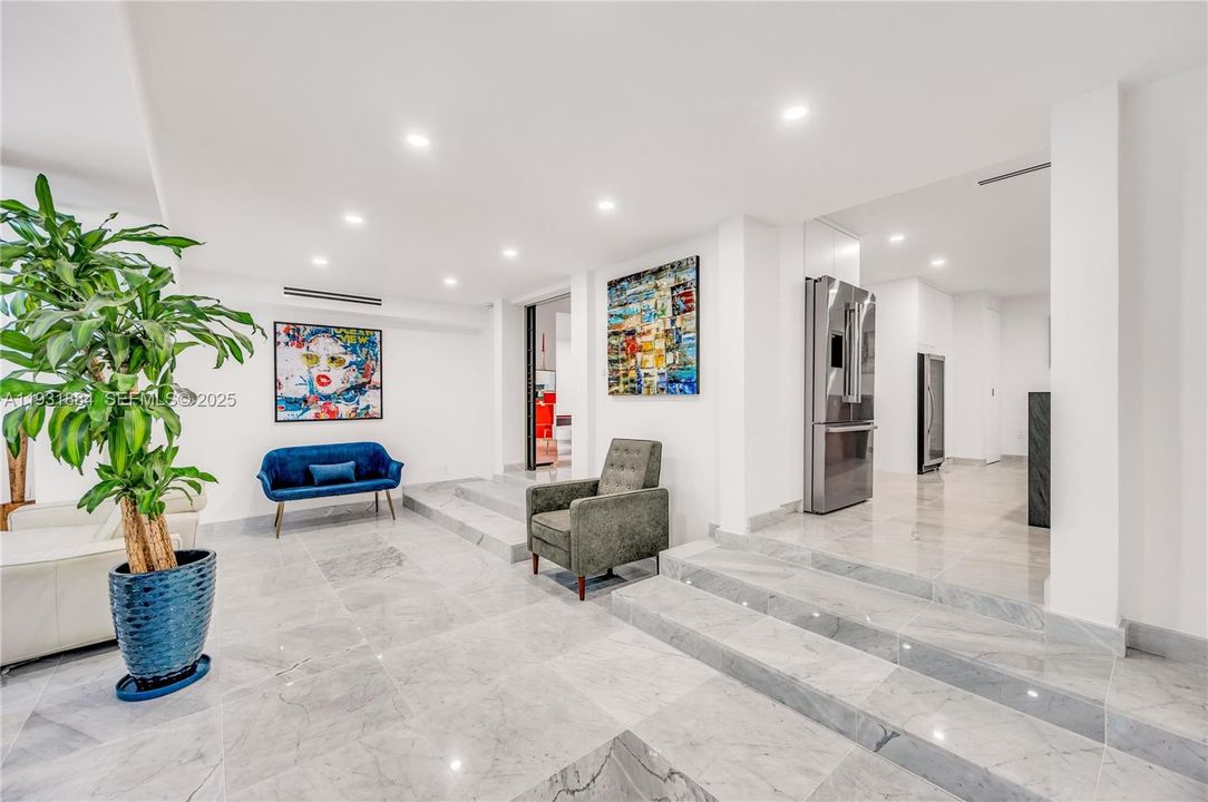 En Venta: $3,500,000 (4 camas, 3 baños, 3418 Pies cuadrados)