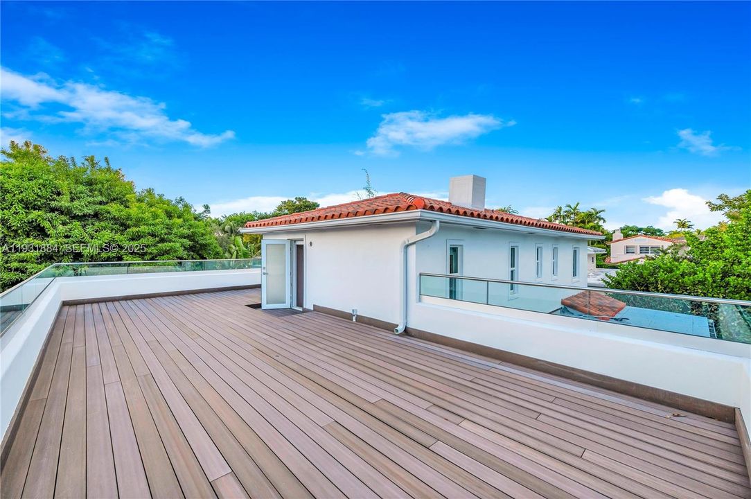 En Venta: $3,500,000 (4 camas, 3 baños, 3418 Pies cuadrados)