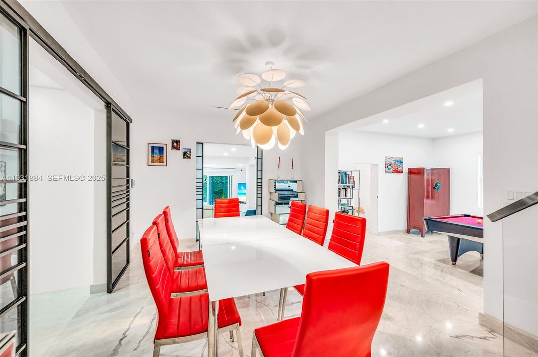 En Venta: $3,500,000 (4 camas, 3 baños, 3418 Pies cuadrados)