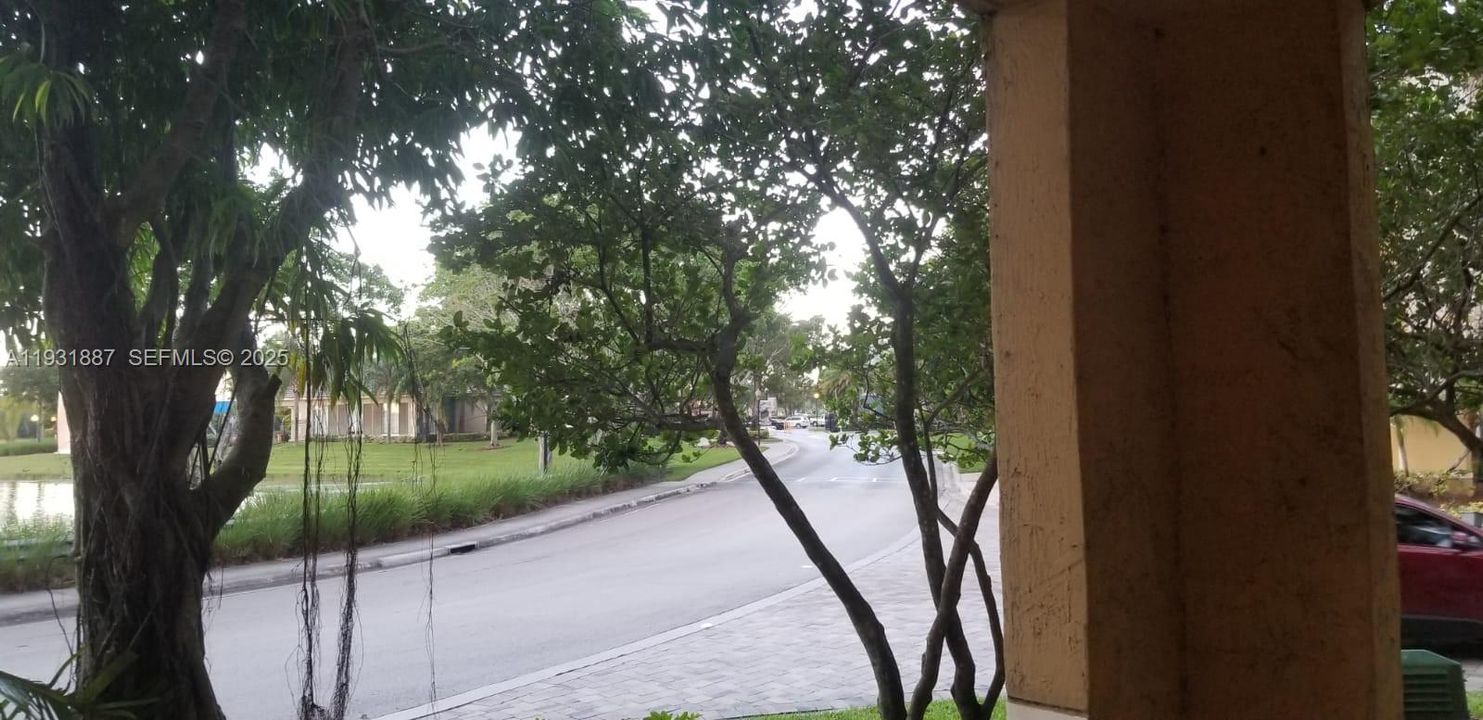 En Renta: $2,295 (2 camas, 2 baños, 1065 Pies cuadrados)