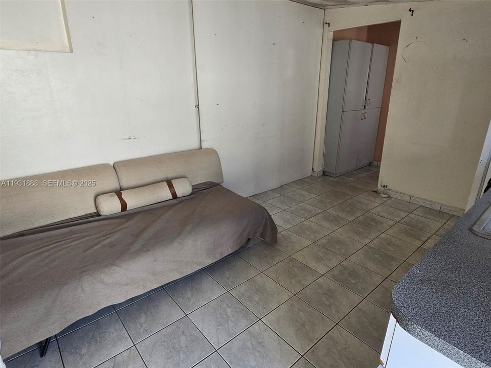 待售: $540,000 (4 贝兹, 3 浴室, 1397 平方英尺)