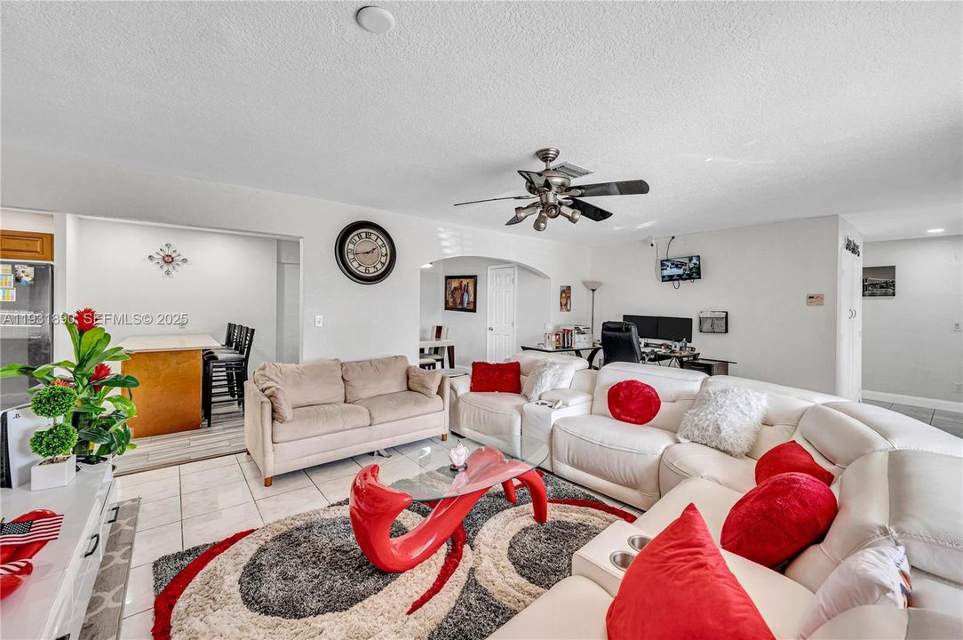 For Sale: $499,000 (3 beds, 2 baths, 2144 Square Feet)