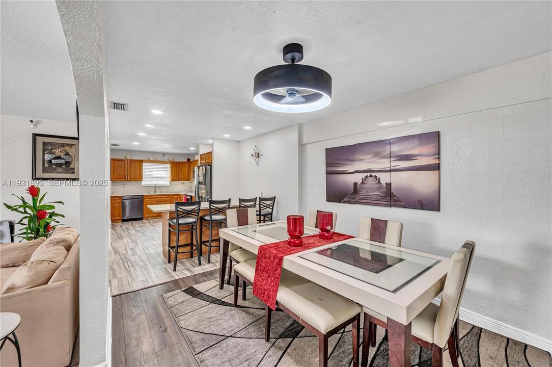 For Sale: $499,000 (3 beds, 2 baths, 2144 Square Feet)