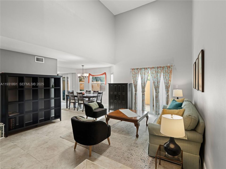 На продажу: $459,000 (3 спален, 2 ванн, 1698 Квадратных фут)