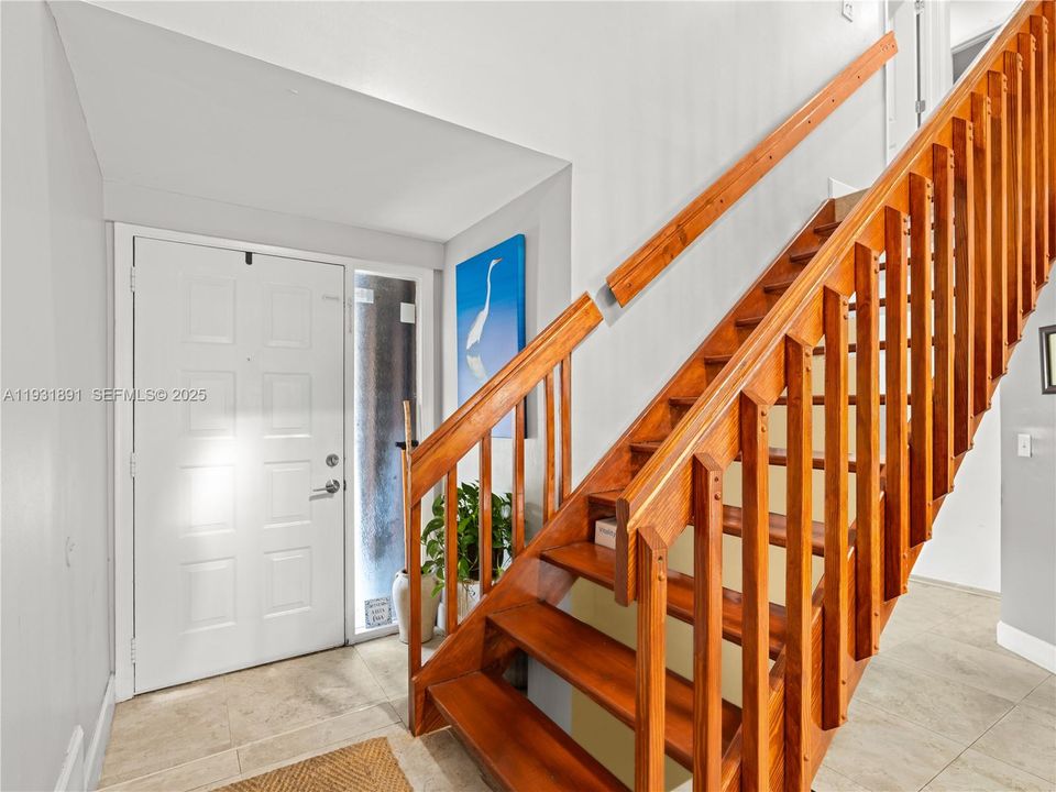 На продажу: $459,000 (3 спален, 2 ванн, 1698 Квадратных фут)