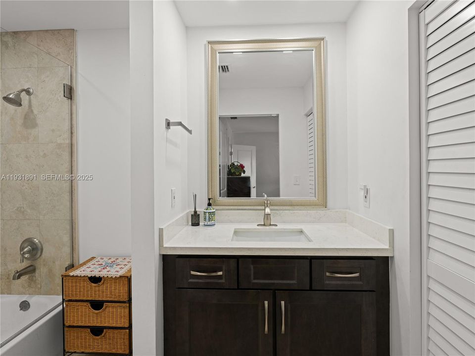 На продажу: $459,000 (3 спален, 2 ванн, 1698 Квадратных фут)