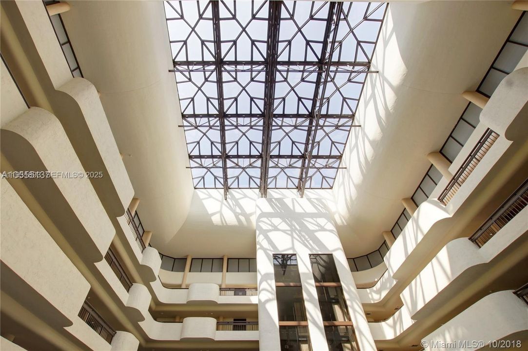 待售: $620,000 (2 贝兹, 2 浴室, 1129 平方英尺)