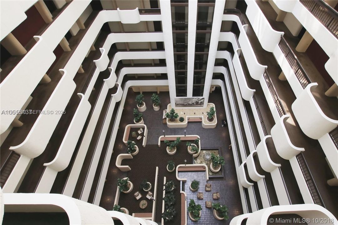 待售: $620,000 (2 贝兹, 2 浴室, 1129 平方英尺)