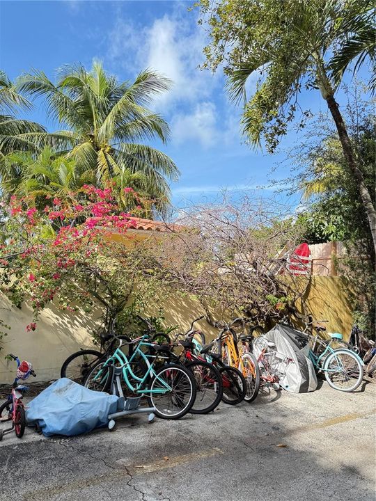 В аренду: $2,150 (1 спален, 1 ванн, 603 Квадратных фут)