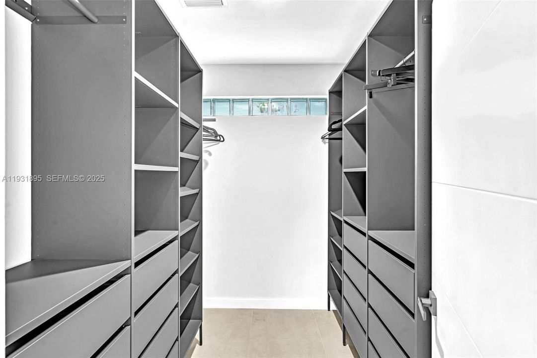 На продажу: $2,579,000 (3 спален, 4 ванн, 2492 Квадратных фут)